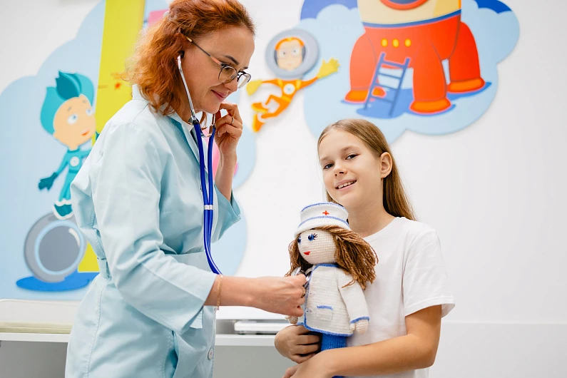 Как защитить ребёнка от вирусов в сезон простуд